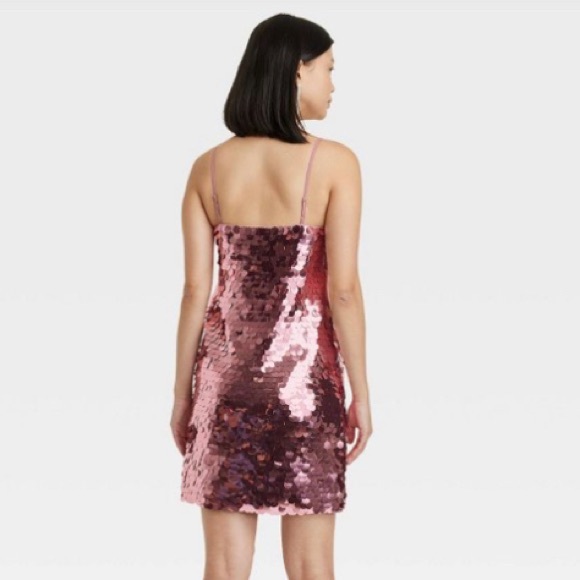 Women's Sleeveless Palliette Party Shift Dress - Picture 2 of 4